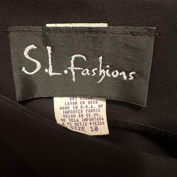 Dressy top and pant set - Picture 3 of 5